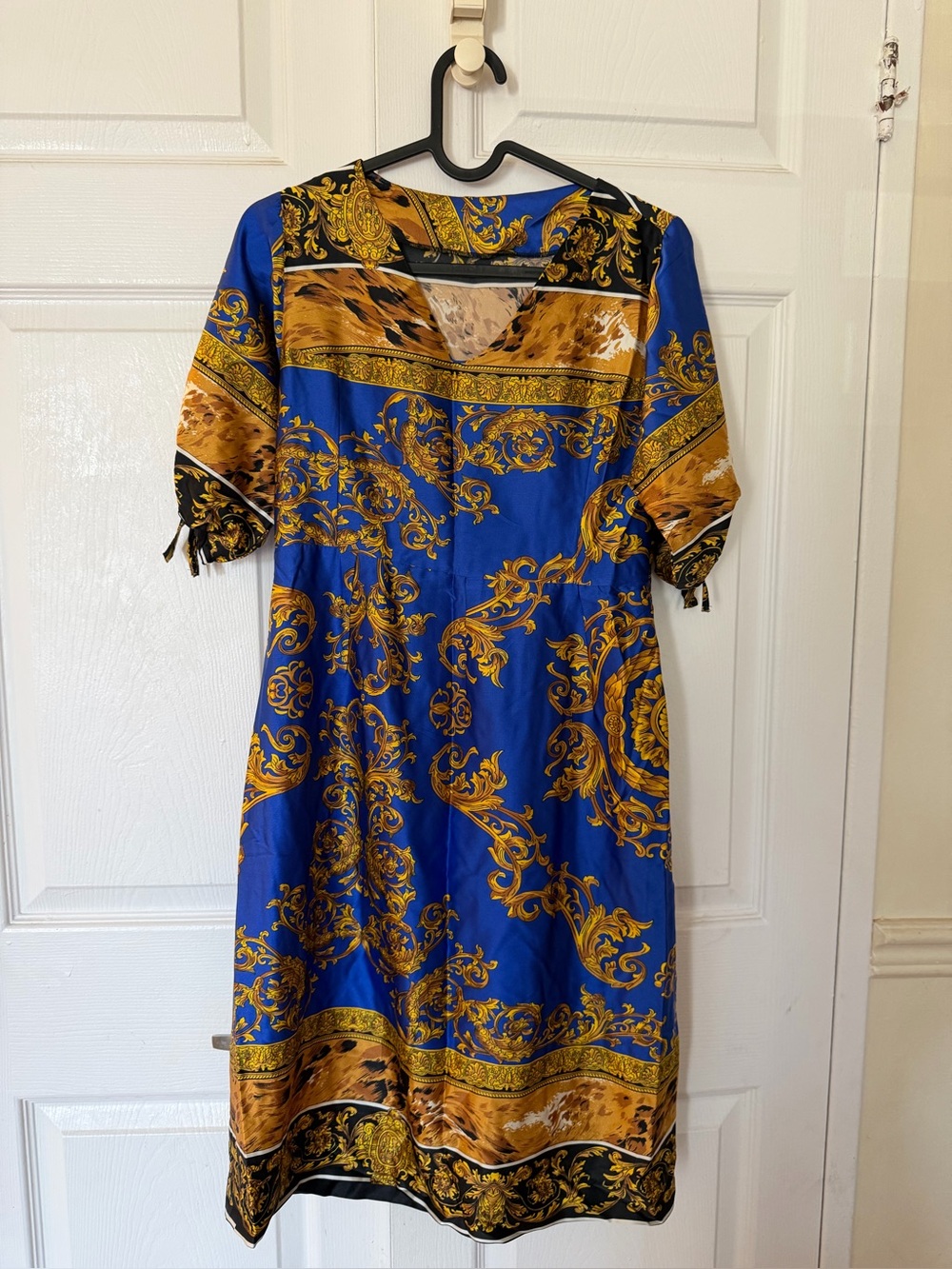 Women dress silk 100% medium size